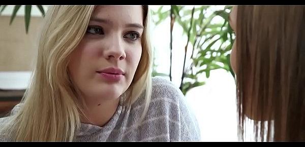 Lesbian mom having sex with stepdaughter
